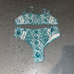 SHEIN Blue Print Bikini